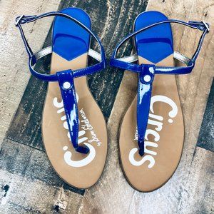 NWOT Circus by Sam Edelmon Cayden Thong Sandals